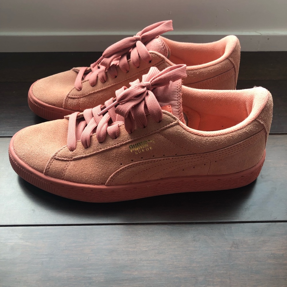 Salmon colored Puma Classic Suede